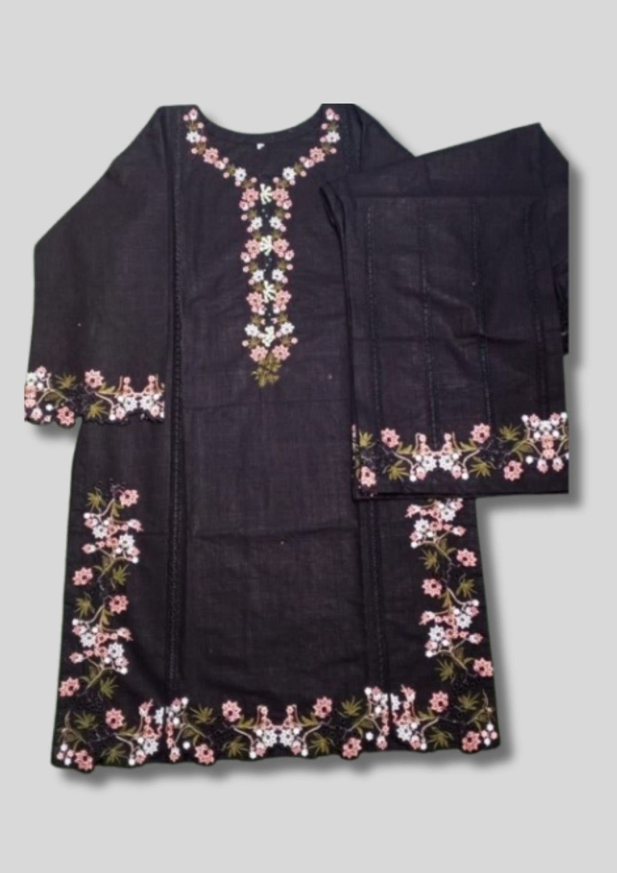 2-PieceSuit with Delicate Floral Embroidery